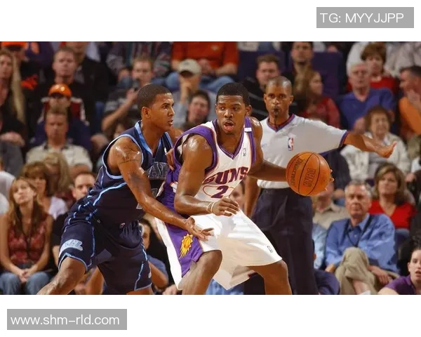 足球球星热爱篮球的背后原因与跨界运动的独特魅力探究